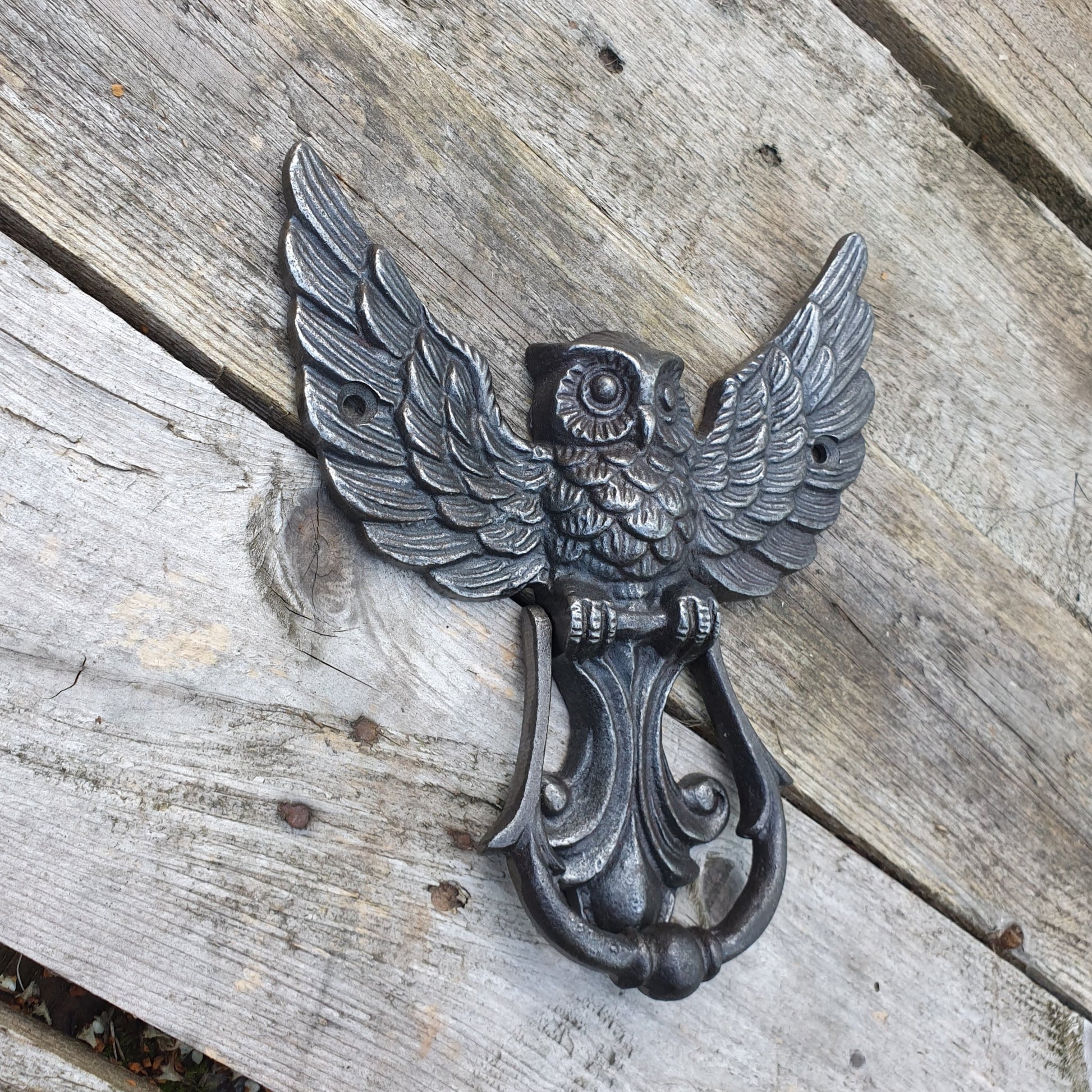 Cast Iron Door Knocker - Owl  Hooks Knobs 